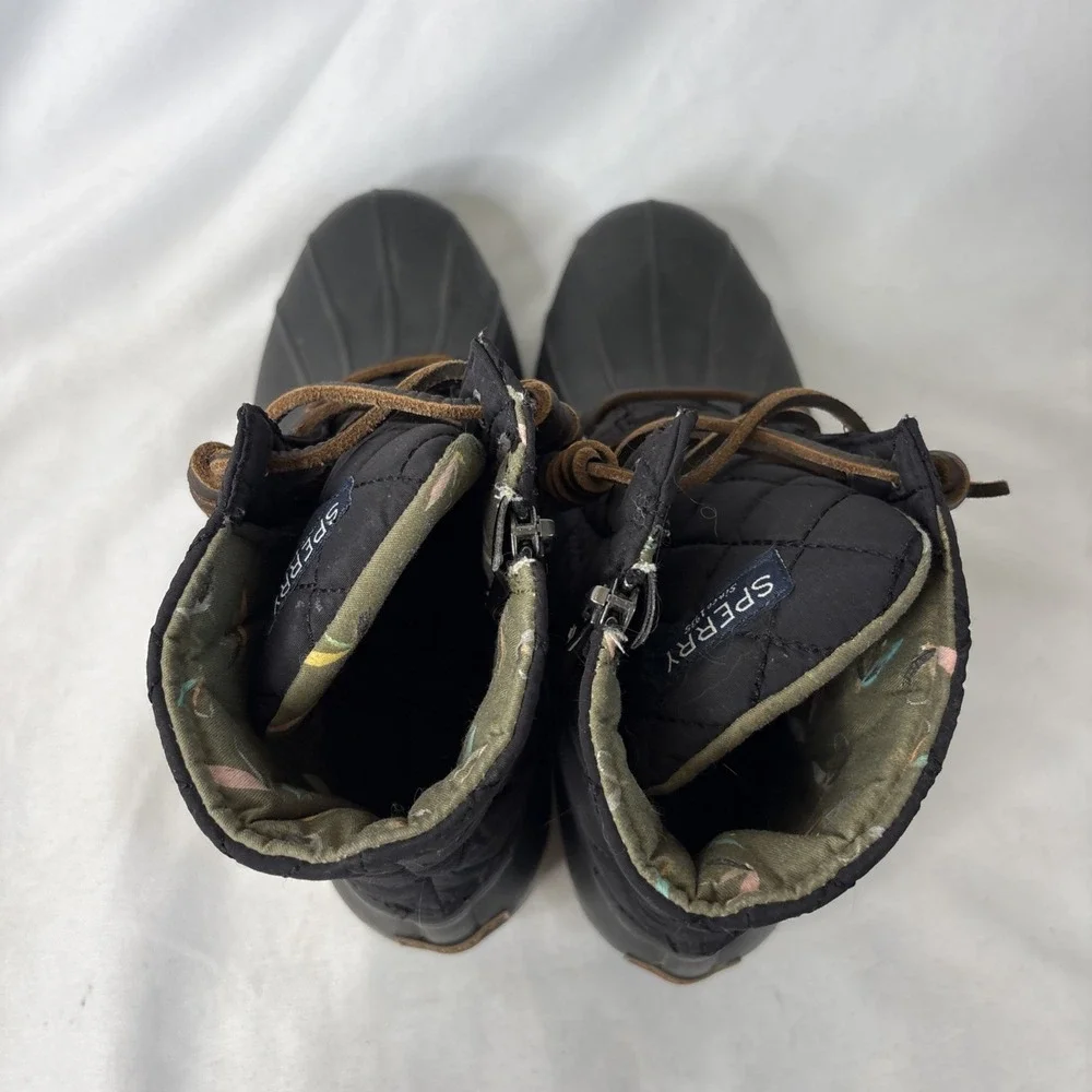 Sperry Saltwater Quilted Duck Boot Black Women's Size 8 W Cabincore NE Prep